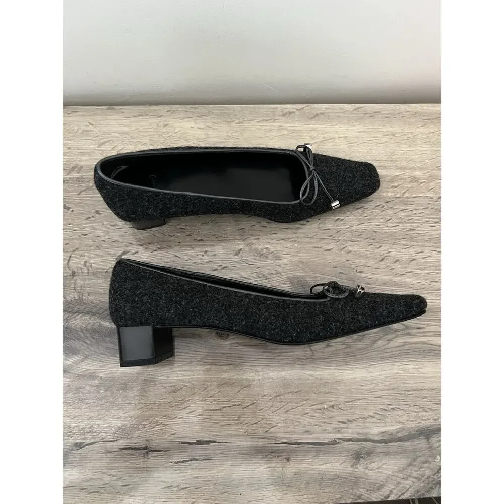 COACH Felt wool square toe pointed heels pumps C Bow y2k Size 8 gray black